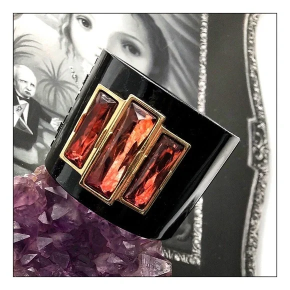 LEE Angel Art Deco Black Enamel Bracelet Cuff - Picture 3 of 5